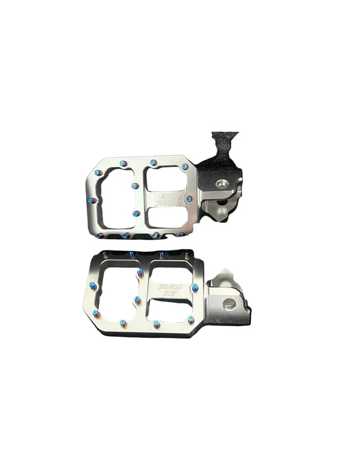 Titanium Wide Pegs (All Emotos)